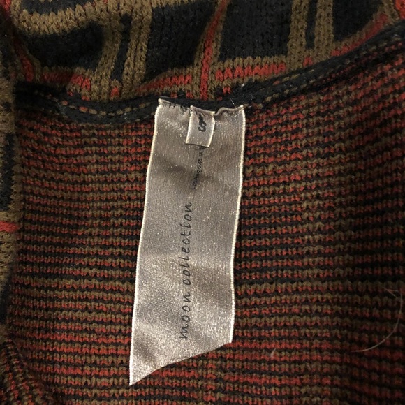 Cute plaid wrap sweater - Picture 2 of 5